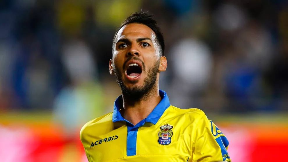 包含中超集结日走向成谜，俄克拉荷马雷霆调整名单，管理层满意，球探报告显示潜力的词条